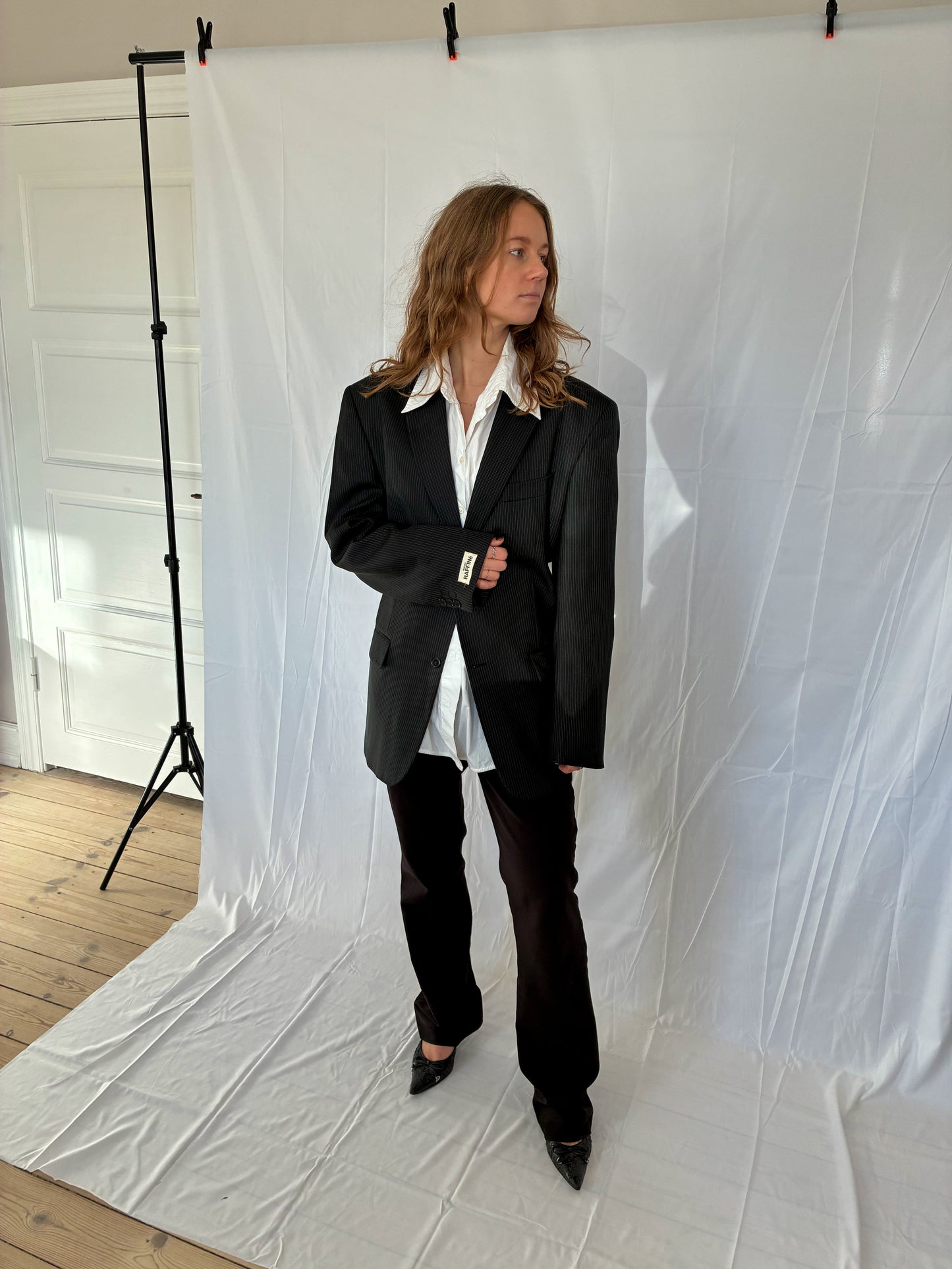 BEAU BLACK PINSTRIPE